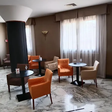 Otel La Fayette Licola Monterusciello